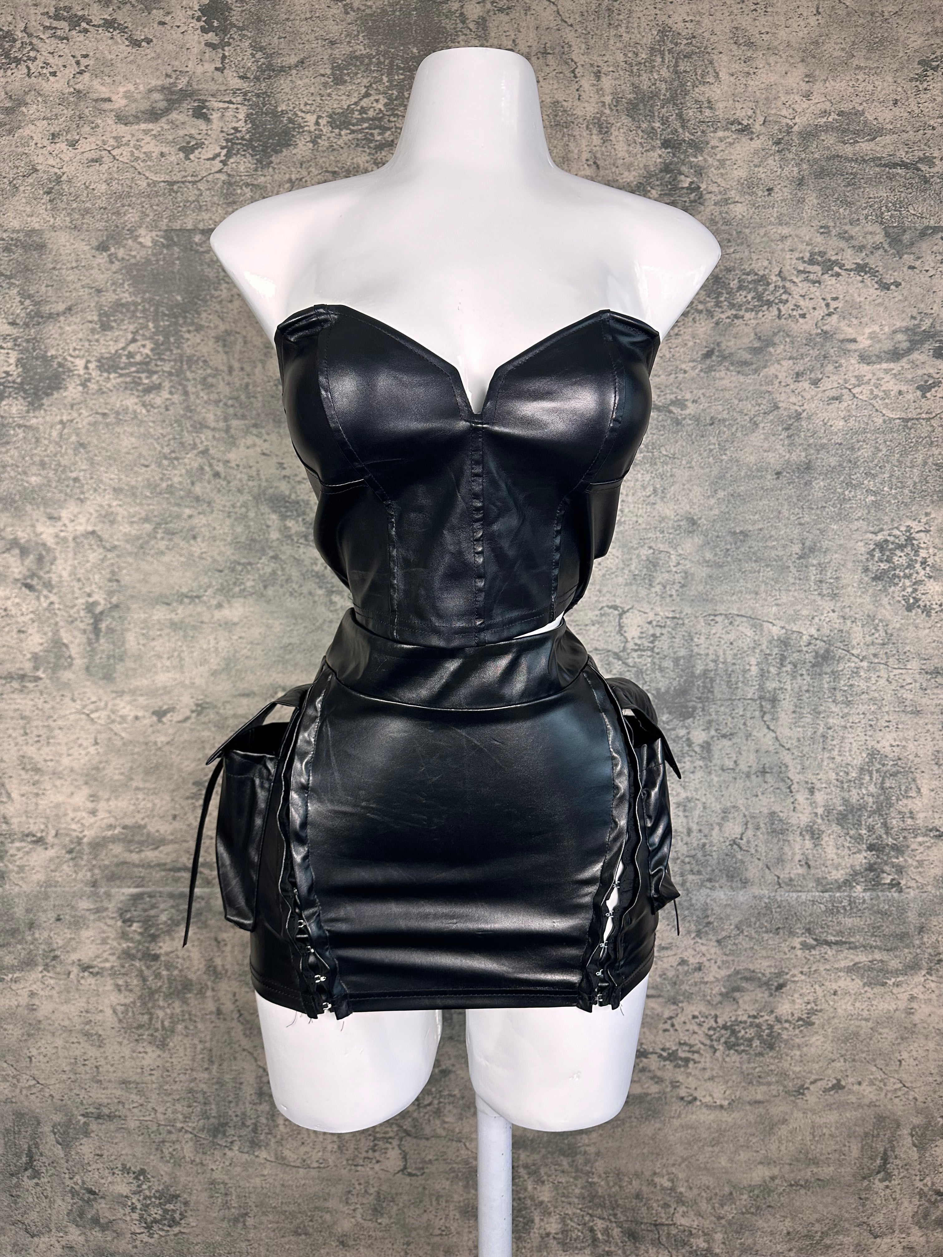 Black Out Set