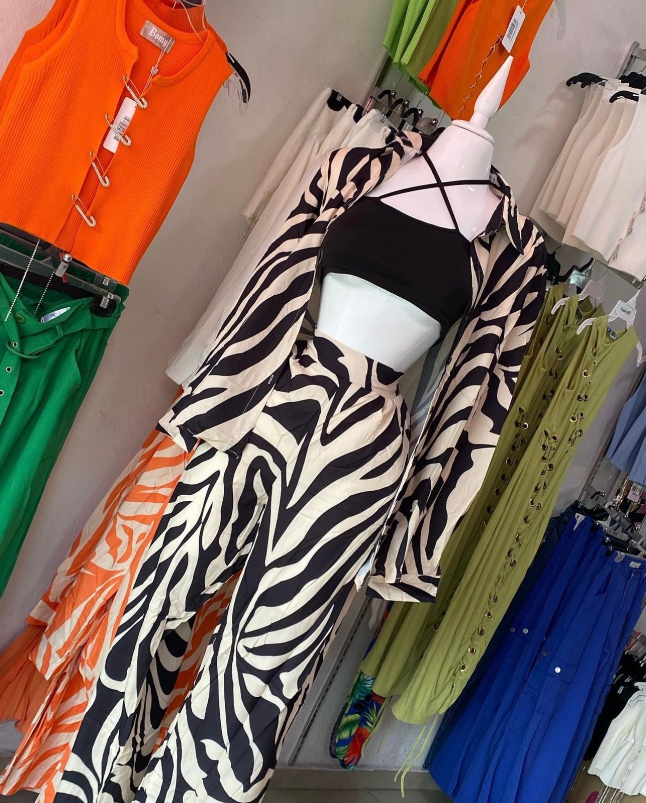 Zebra set